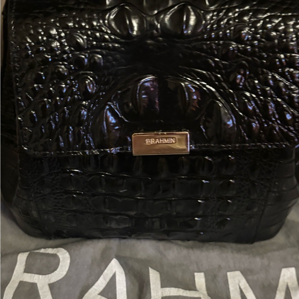 Brahmin Shiny Black Croc-Embossed Shoulder Bag with Gold-Tone Hardware - Picture 4 of 7